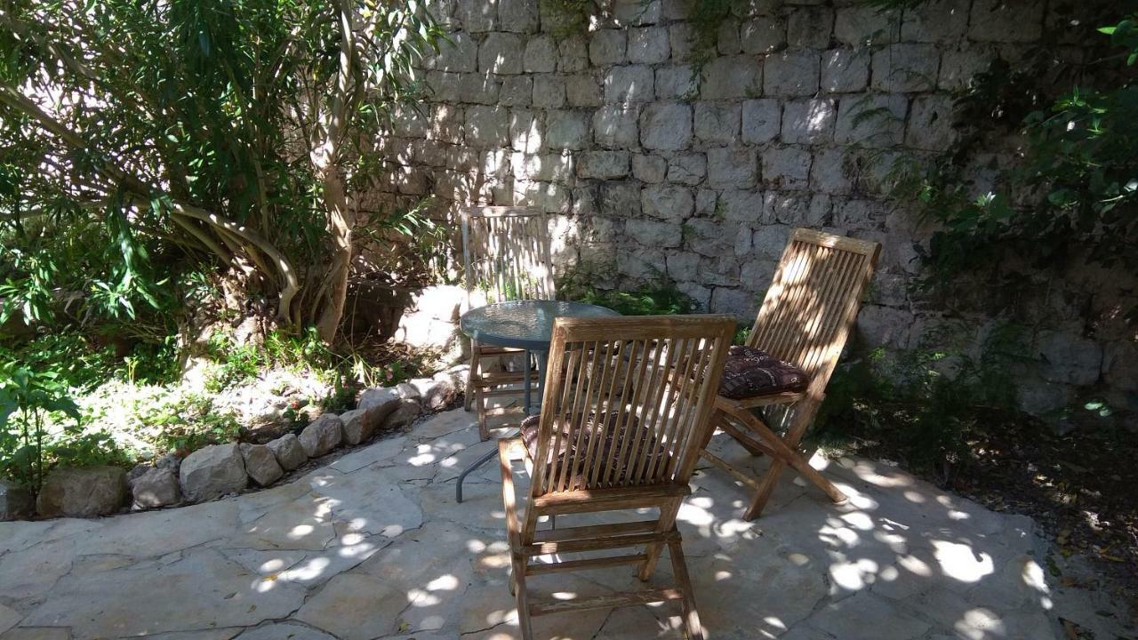 Takoma Hvar